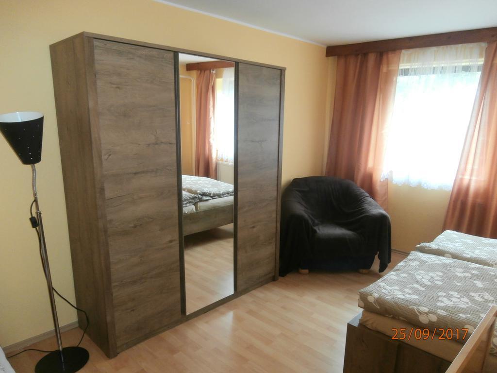 Apartman Aya Янов-над-Нісоу Екстер'єр фото